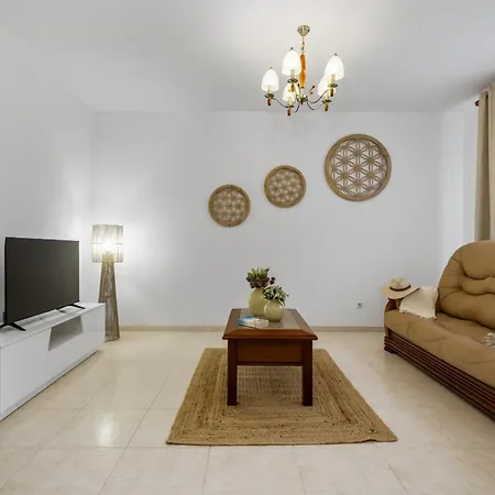 Golden Coast By Madeira Sun Travel Apartament