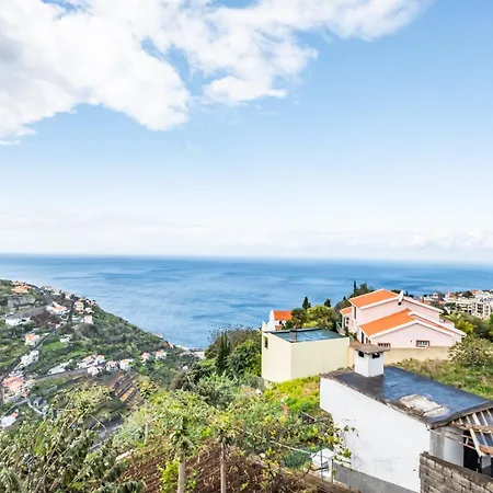 Golden Coast By Madeira Sun Travel 아파트 칼례타
