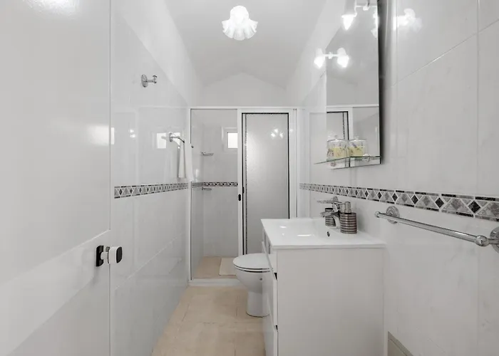 Golden Coast By Homie Daire