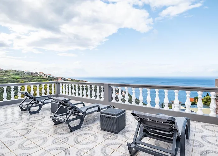 Golden Coast By Homie Calheta (Madeira)